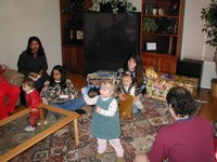 2000-12-16-Zen-Bday-07-kids-Neeta-Jim-Kiffin.jpg