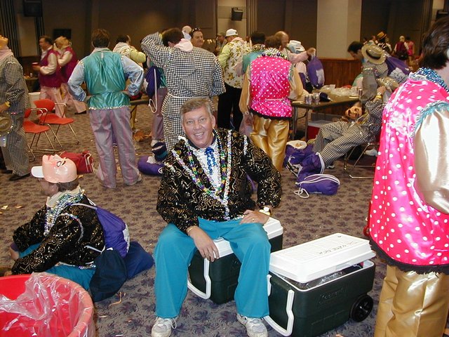 2000-03-04-MG-Staging-Randy-5.jpg