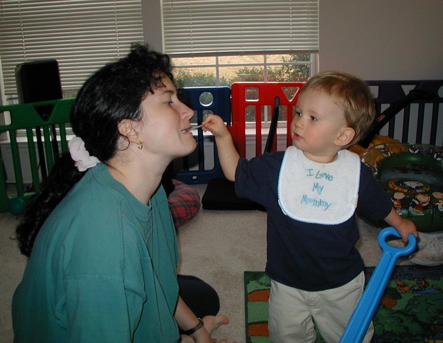 2001/01(January)/Misc/640x480_2001-01-27-04-Chance-Suzi.jpg