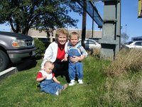 2001-01-30-Janeen-Chance-Vale-outside-Gynics-3.jpg