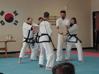 2001-02-24-05-Aim-and-Focus-Matt-double-break.png