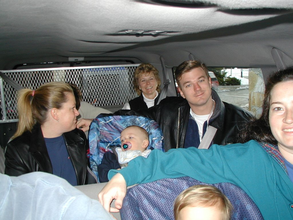 2001-02-17-Whistler-1-Gang-in-van.JPG
