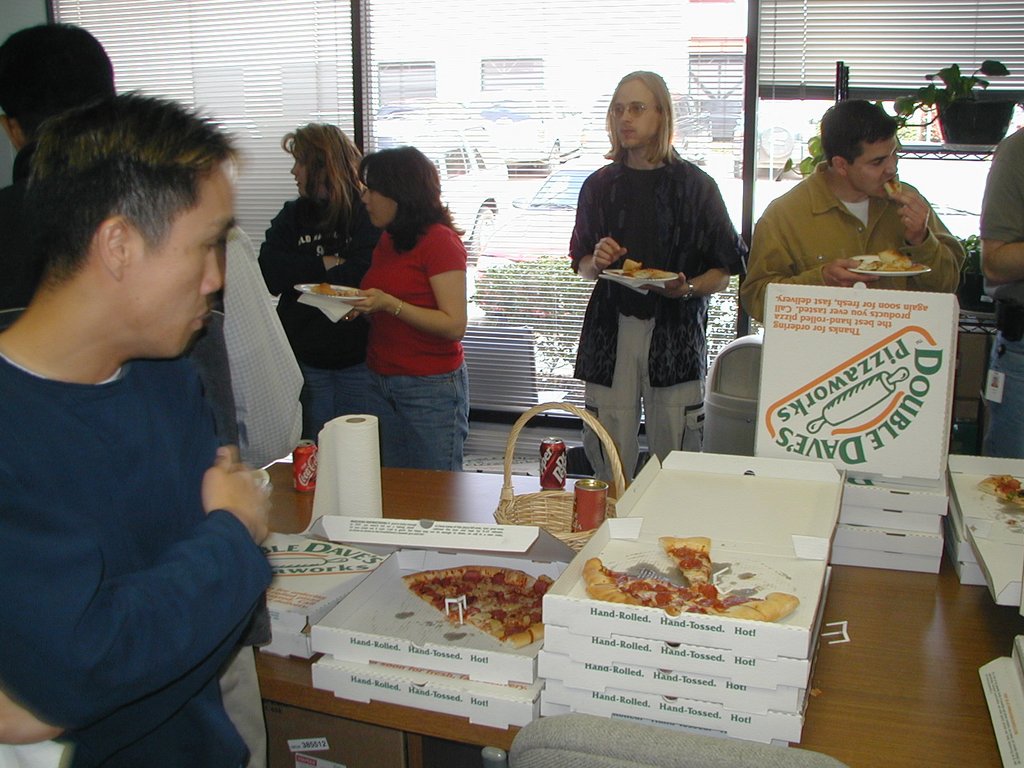 2001-03-09-Nowdocs-Pizza-party-3.jpg