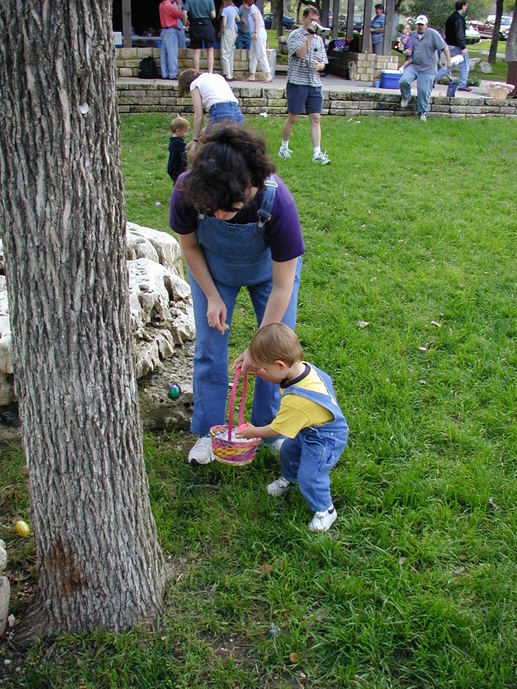 2001_03_31_MomsPicnic1_Suzi_Chance.jpg