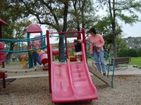 2001_03_31_MomsPicnic_Chance_lia_Holly2.jpg
