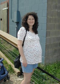 2001-04-07-02-Austin-Zoo-Suzi.jpg