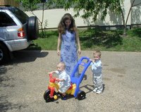 2001-04-15-Easter-05-Chance-Vale-Laurie.jpg