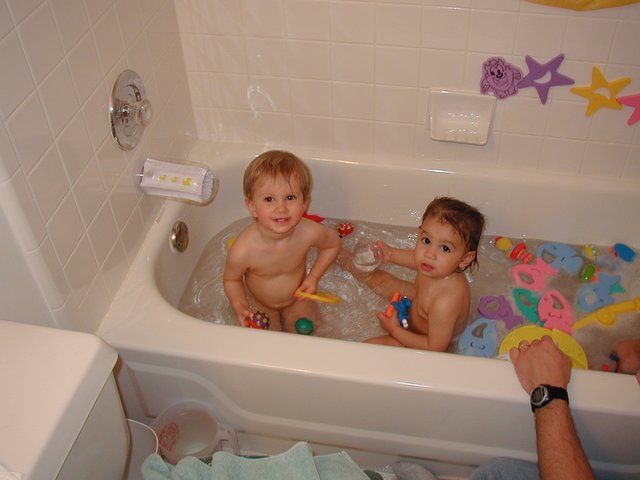 2001_04_01_Chance_Kalyani_Bath1.jpg