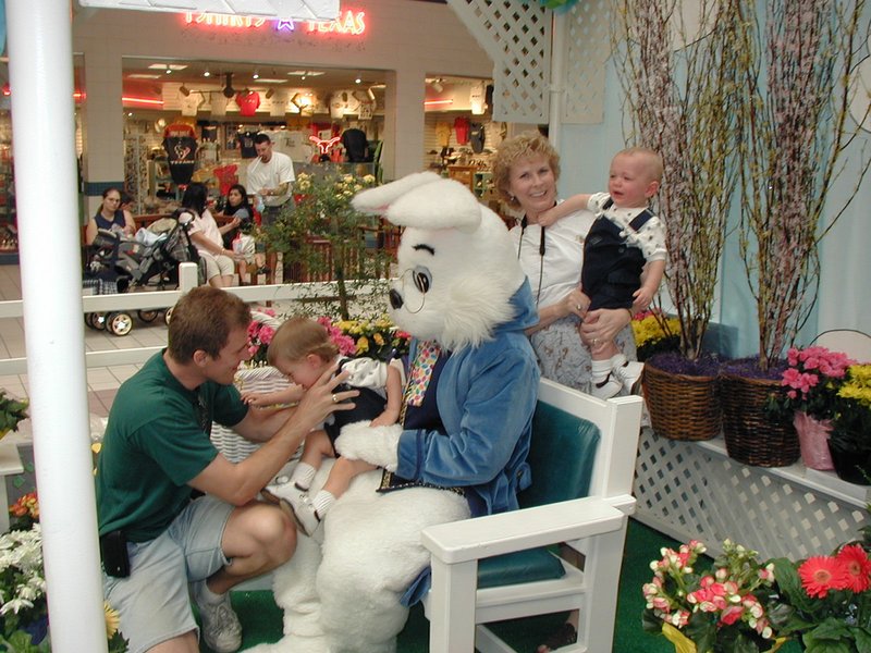 2001/04(April)/Misc/2001-04-07-Attempt-at-Easter-Bunny-picture-Chance-Vale-Travis-Janeen.jpg