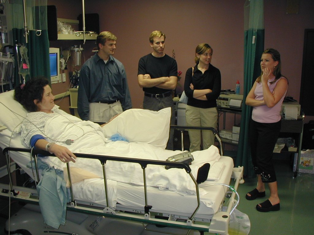 2001/05(May)/Dax/1024x768_2001-05-07-21-Suzi-Justin-Josh-Heather-Katie-Vale.JPG