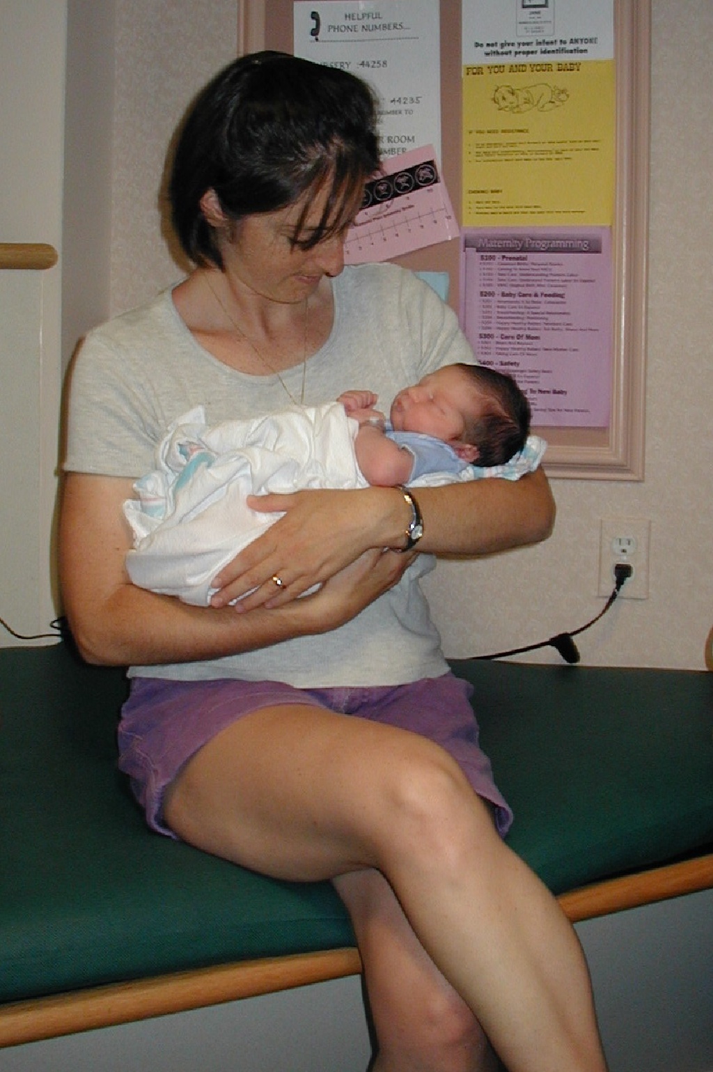 2001-05-09-19-Holly-Dax.jpg