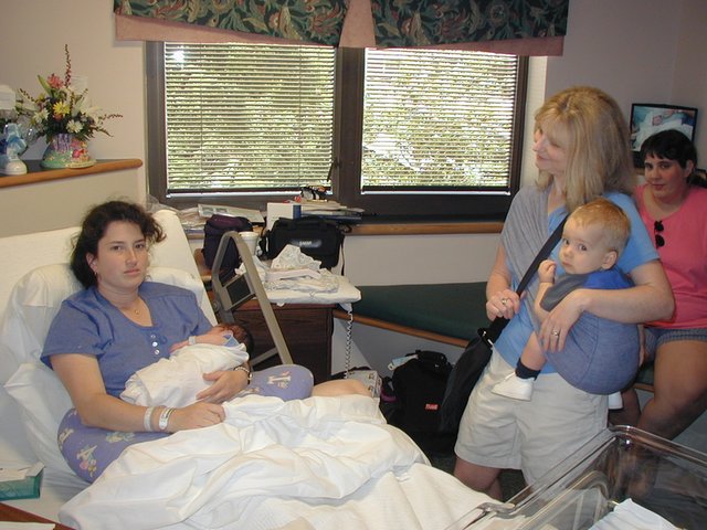 2001-05-09-13-Suzi-Dax-Shana-Zane-Stacy.jpg