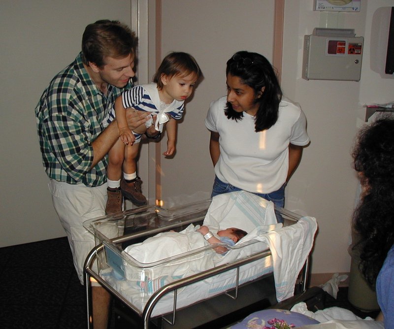2001-05-09-16-Ben-Kavita-Kalyani-Dax.jpg