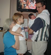 2001-05-08-08-Susana-Chance-Dax-Travis.jpg