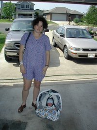 2001-05-10-22-Suzi-Dax-finally-home.jpg