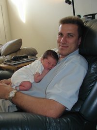 2001-05-10-26-Dax-Travis.jpg