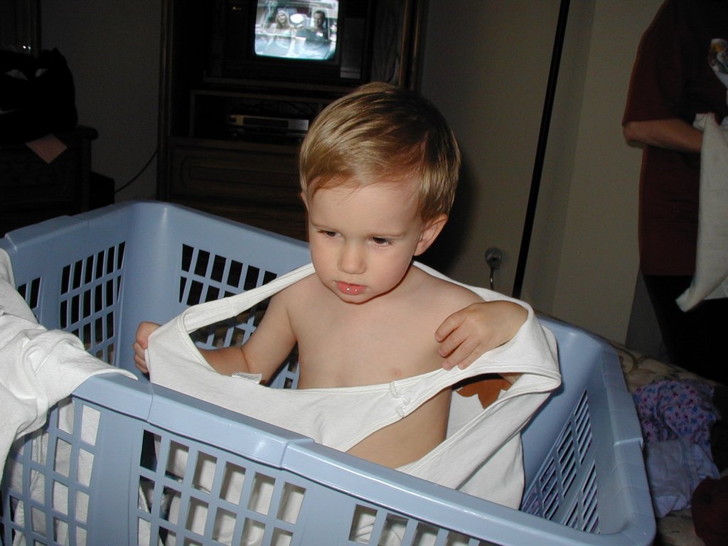 2001-05-20-7-Chance-in-Daddys-tanktop.jpg
