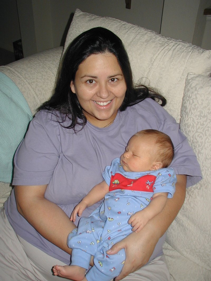2001/06(June)/Jackson-Hendrie/800x600_2001-06-26-2-Angie-Jackson.jpg