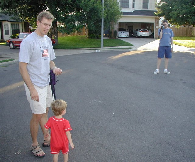 2001-07-04-04-fireworks-Chance-Travis-Matt.jpg