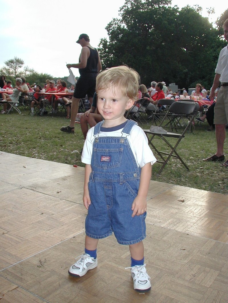 2001-07-03-09-Lost-Creek-CC-Party-Chance.jpg
