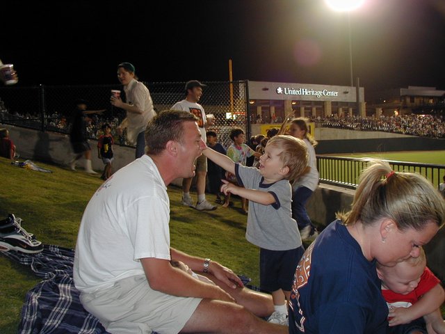 2001-07-09-RoundRock-Express-Justin-Chance-Katie-Vale-2.jpg