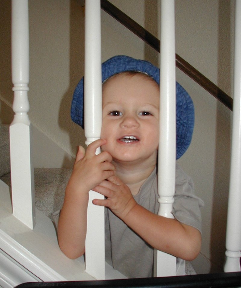 2001-07-06-3-Chance-hat-stairs.jpg