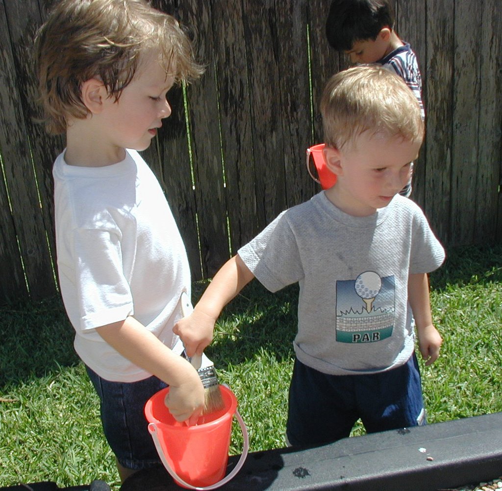 2001-07-07-Patrick-bday-14-Chance-Aaron-dipping-paintbrush.jpg