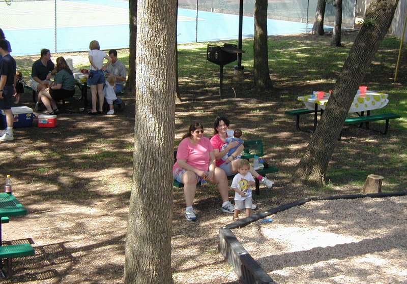 2001/07(July)/Patrick-Birthday/800x600_2001-07-07-Patrick-bday-04-Suzi-Dax-Stacy-Jack.jpg