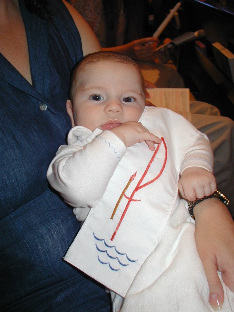 2001/08(August)/Dax-Baptism/800x600_2001-08-18-Dax-Baptism-27-Dax-sash.JPG