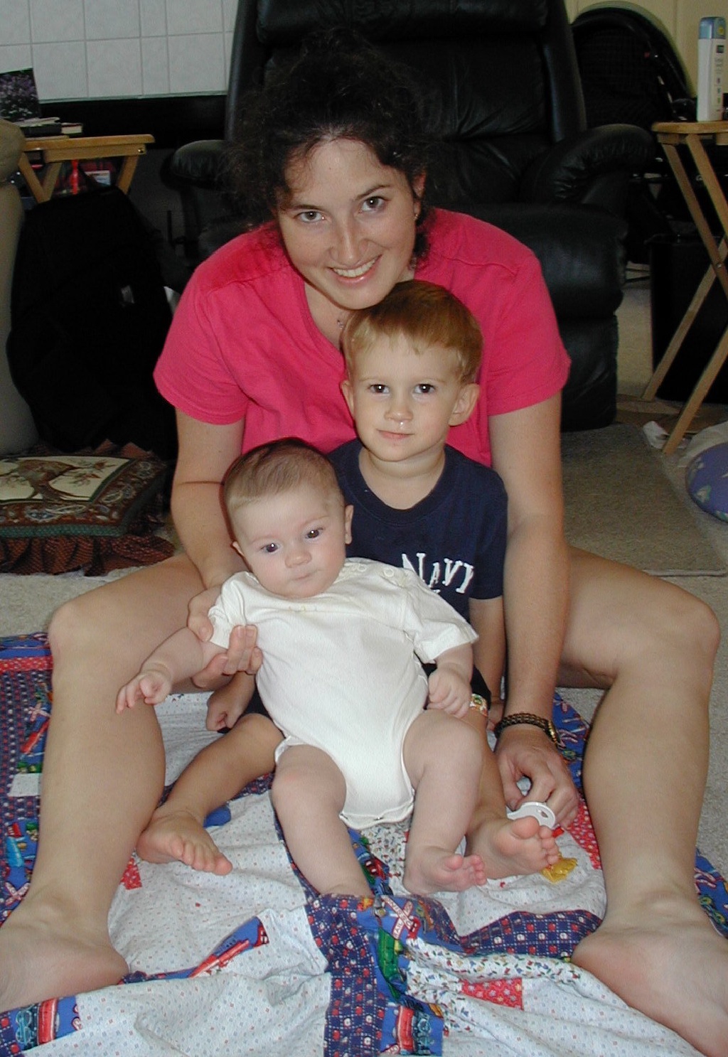 2001/08(August)/Misc/1024x768_2001-08-12-Suzi-Chance-Dax-5.JPG