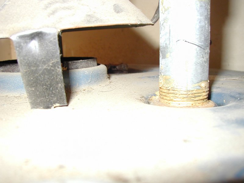 2001-08-07-waterheater-top-1.JPG