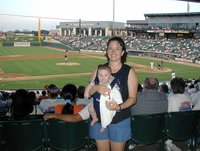 2001-08-14-10-RoundRock-Express-Suzi-Dax.JPG