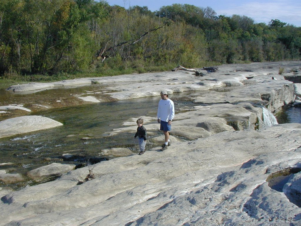 2001-10-26-Camping-McKinney-Falls-11-Jim-Aaron-at-falls.JPG