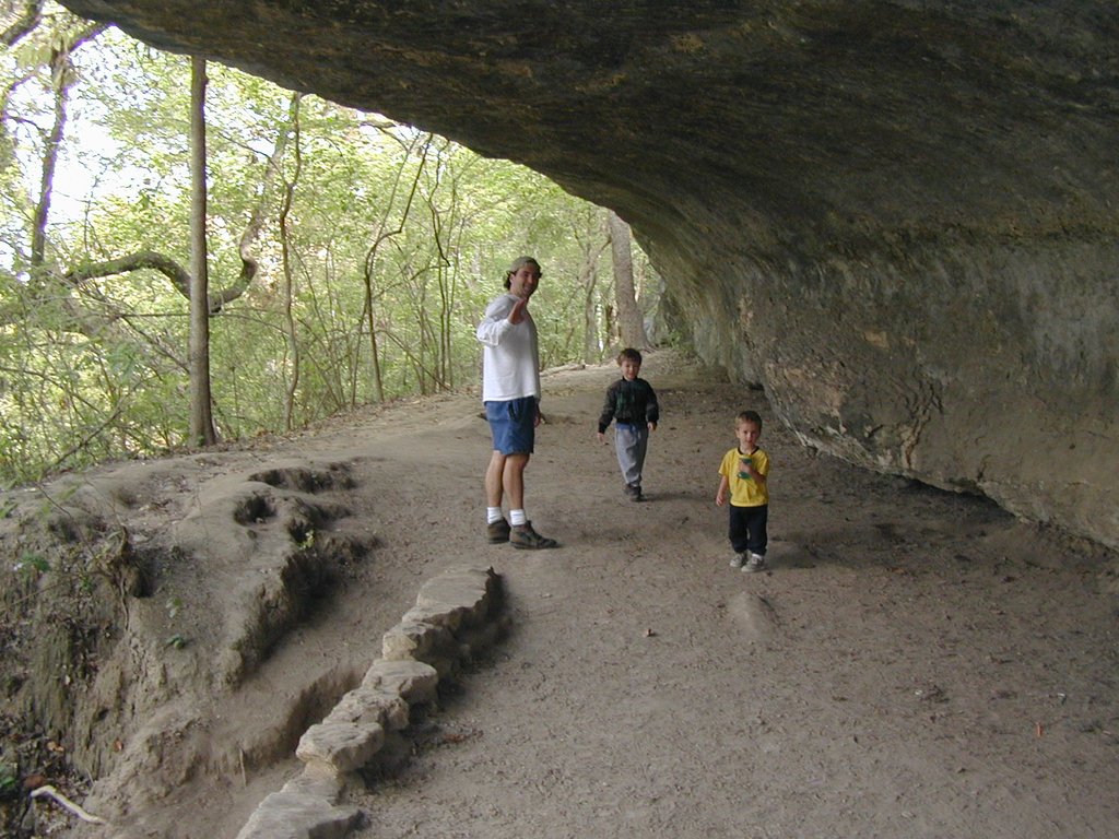 2001-10-26-Camping-McKinney-Falls-23-Chance-Aaron-Jim-Rock-overhang.JPG