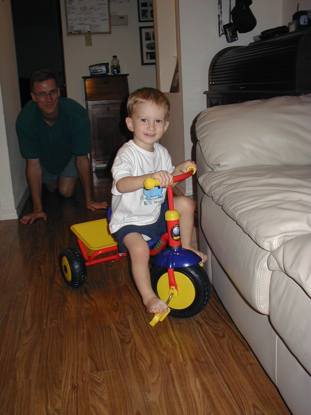 2001-10-05-Chance-Bday-30-Chance-tricycle.JPG
