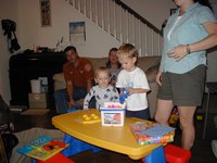 2001-10-05-Chance-Bday-38-Justin-Vale-Katie-Chance-Suzi-presents.JPG