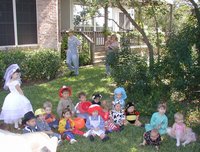 2001-10-27-Halloween-Party-23-kids-costumes.JPG