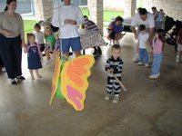 2001-11-17-Brittney-bday-08-Chance-pinata.JPG