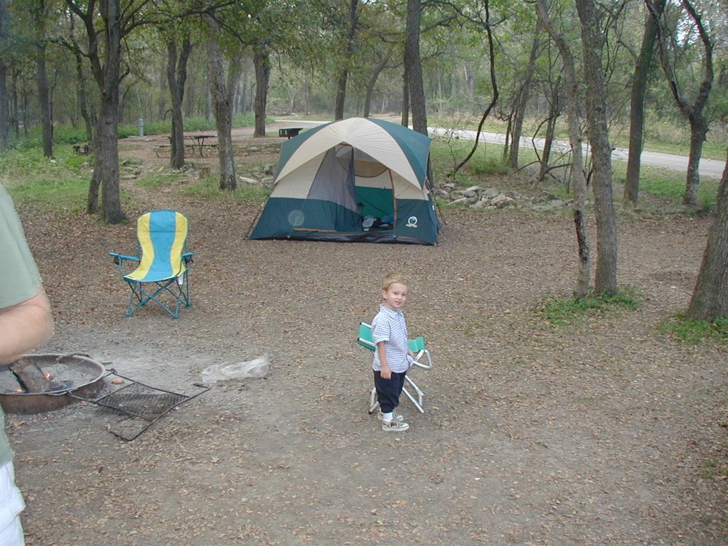 2001/11(November)/Camping-McKinney-Falls/1024x768_2001-11-12-Camping-McKinney-Falls-03-Chance.JPG