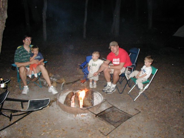 2001/11(November)/Camping-McKinney-Falls/640x480_2001-11-26-McKinney-Falls-Camping-03-Jack-Matt-Vale-Justin-Chance-campfire.JPG