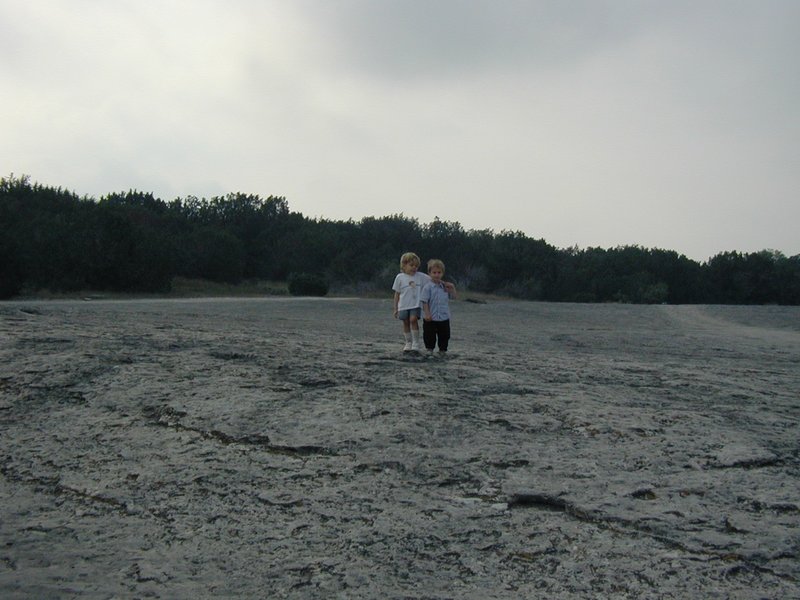 2001-11-12-Camping-McKinney-Falls-11-Chance-Jack.JPG
