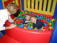 2001-11-04-ChuckyCheese-02-Chance-Vale-Janeen.JPG