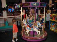 2001-11-04-ChuckyCheese-14-Chance-Vale-Dax-Suzi.JPG