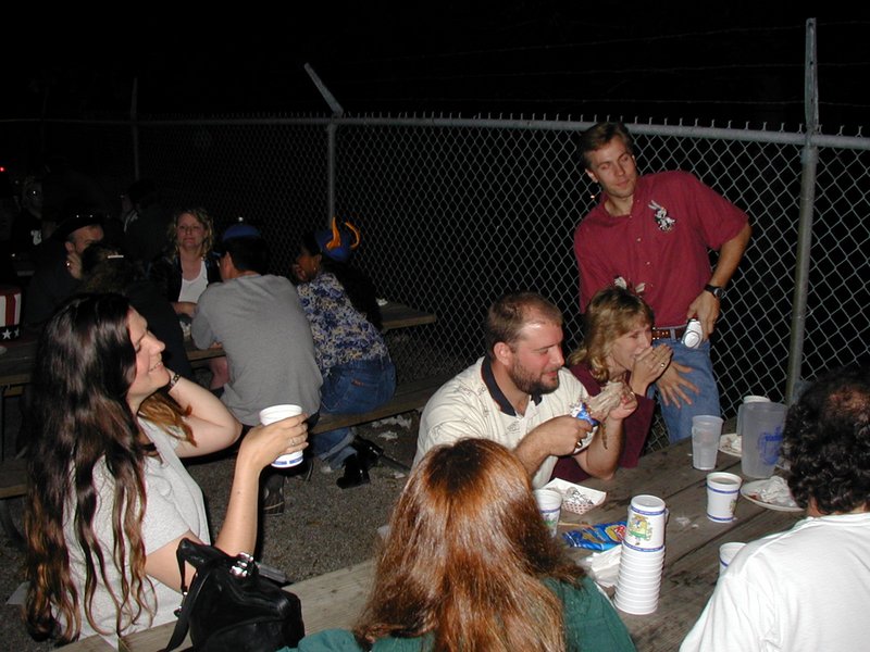 2001-11-03-PNO-Wurstfest-2-Kiffin-Ren-Kim-Ben.JPG