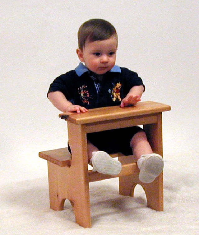 2001/12(December)/Misc/640x480_2001-12-12-Kiddie-Kandids-06-Dax.JPG
