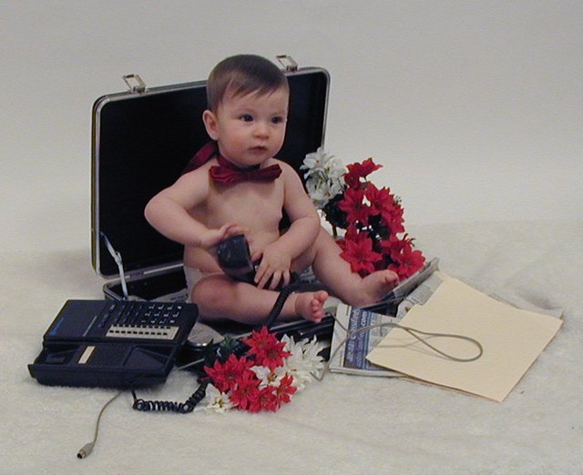 2001-12-12-Kiddie-Kandids-09-Dax-briefcase.JPG