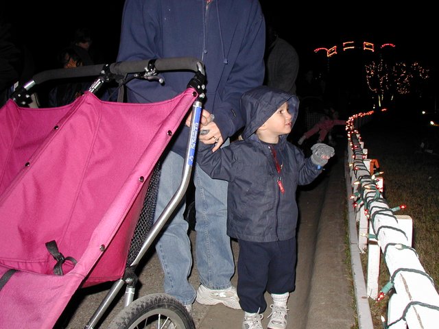 2001-12-19-Trail-of-lights-06-Chance.JPG