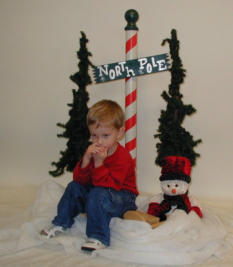 2001/12(December)/Misc/800x600_2001-12-12-Kiddie-Kandids-13-Chance.JPG