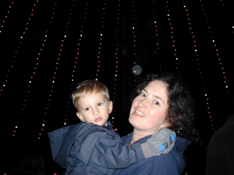 2001-12-19-Trail-of-lights-09-Chance-Suzi.JPG