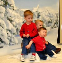 2001-12-12-Kiddie-Kandids-03-Dax-Chance-Vale.JPG